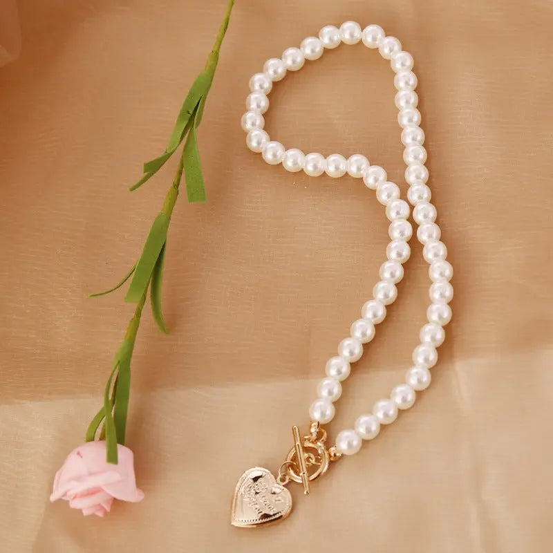 Love pearl retro necklace women Conceitastral