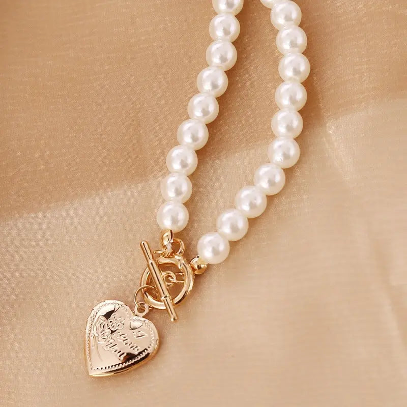 Love pearl retro necklace women Conceitastral