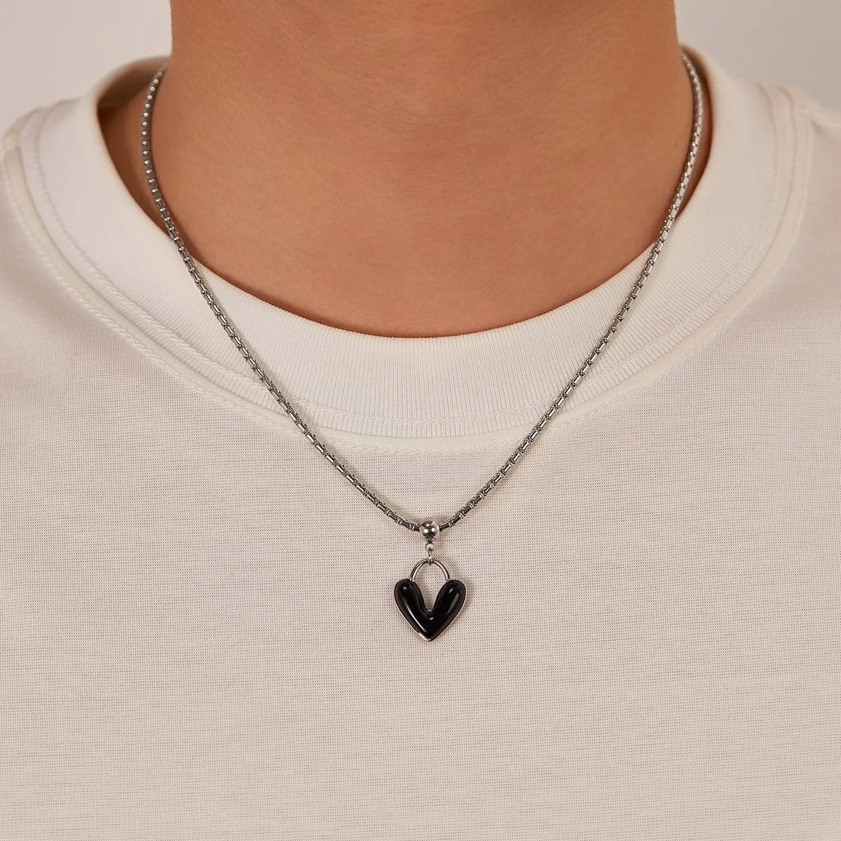 Special-interest Design Drop Oil Love Alloy Necklace For Men Conceitastral