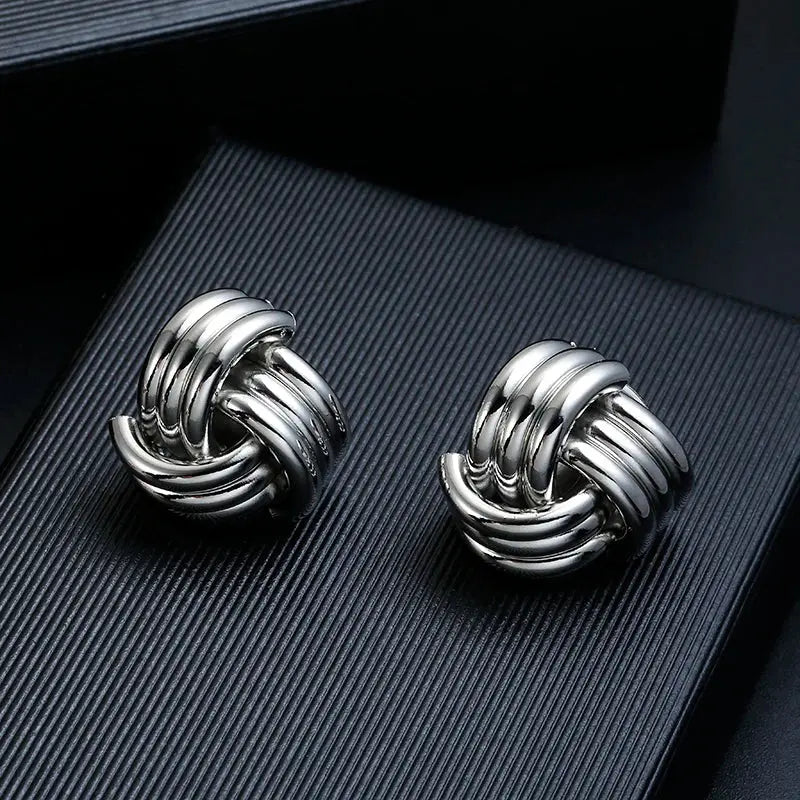 Brincos Geométricos Dourados - Elegância e Estilo Conceitastral