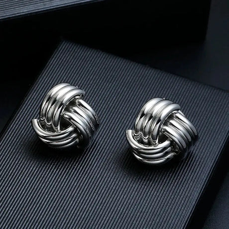 Brincos Geométricos Dourados - Elegância e Estilo Conceitastral