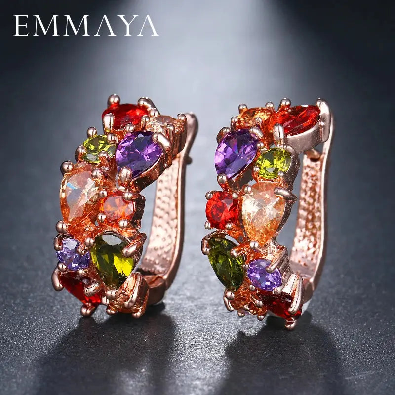 Brincos de Zircônia Cúbica Dourados - Elegância e Brilho para Todos os Momentos Conceitastral