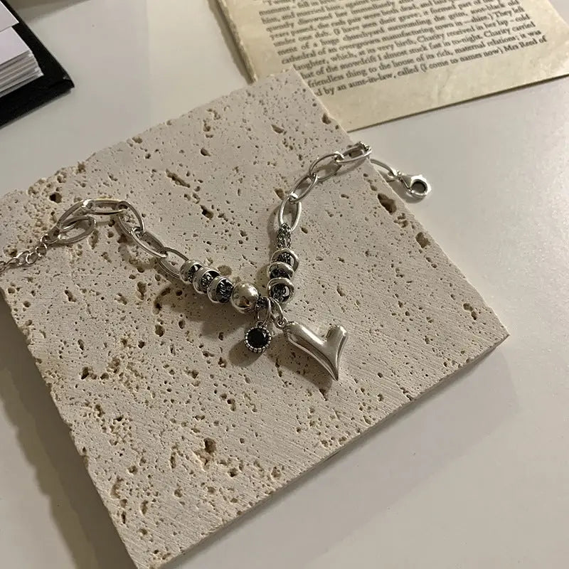 Fashion Personality Retro Heart Bracelet Women Conceitastral