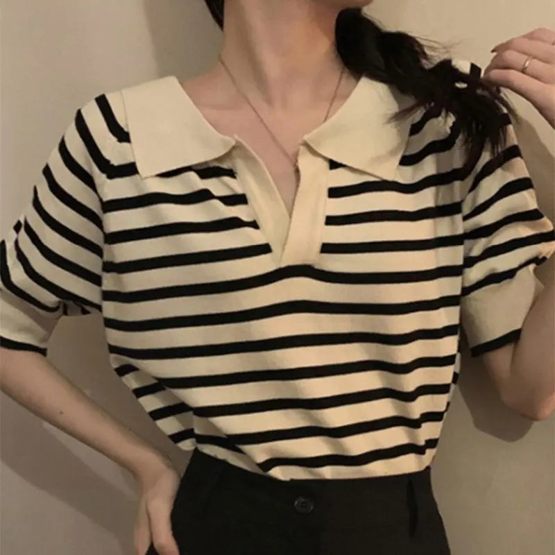 Loose Design Summer Top Contrast Color V-neck Striped T-shirt Conceitastral