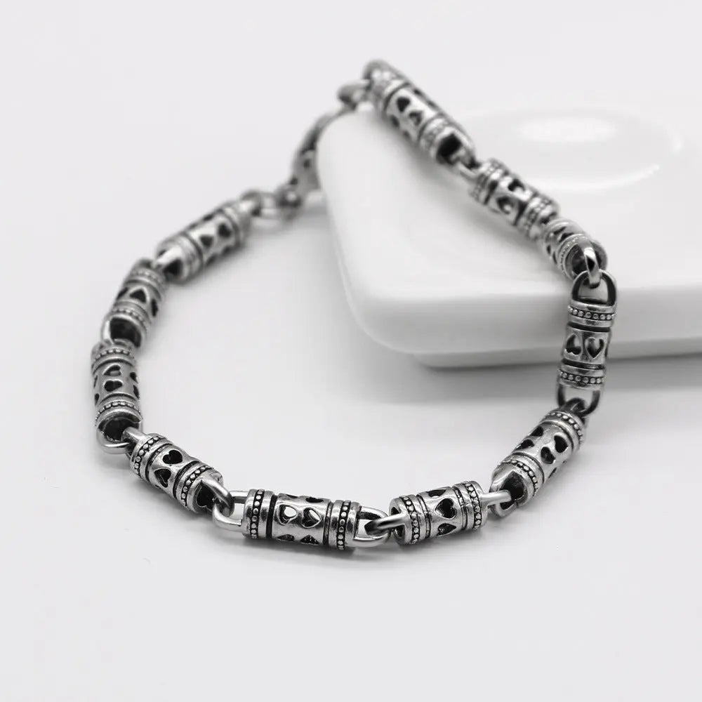 Men Antique Hollow Thai Silver Bracelet Conceitastral