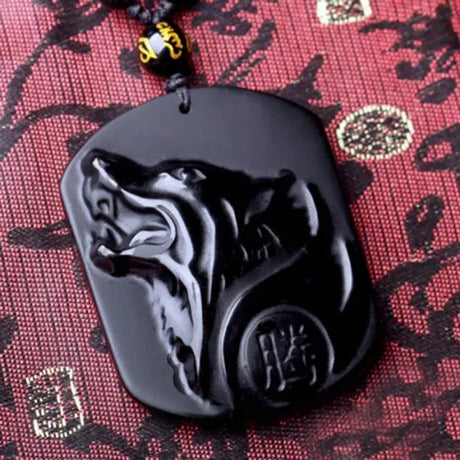 New Obsidian Carving Wolf Head Amulet Pendant Necklace Blessing Lucky Men Necklaces Jewelry Gifts Conceitastral