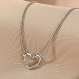 Niche Hollow Heart Necklace For Women Conceitastral