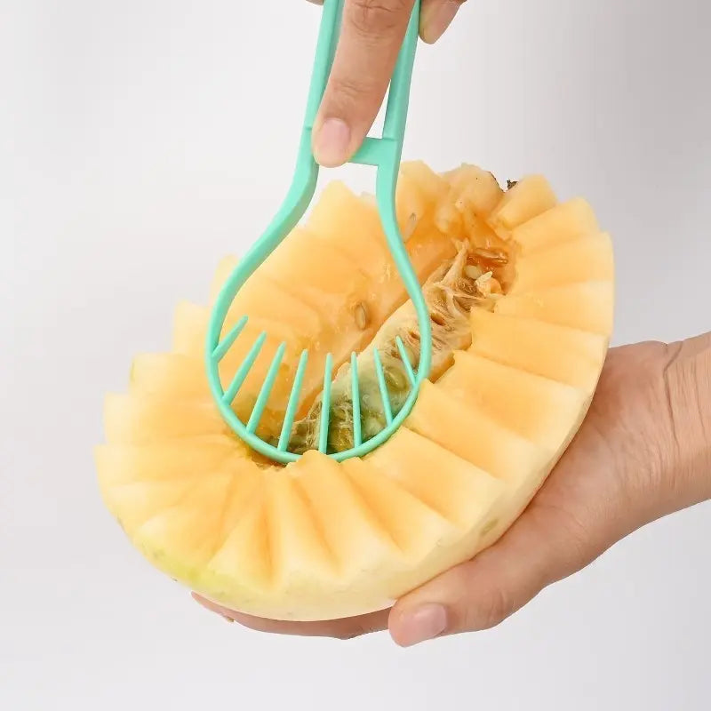 Professional 4 In 1 Stainless Steel Watermelon Cutter Fruit Carving Tools Set,Fruit Scooper Seed Remover Watermelon Knife For Dig Pulp Separator Fruit Slicer, Melon Baller Scoop Set Conceitastral